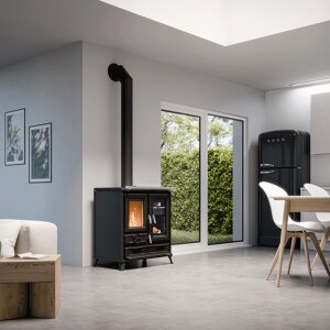 Thermorossi Klarrisa Evo K&uuml;chenofen &ndash; Holzherd mit Backfach &amp; Gusskochplatte 8,2 kW