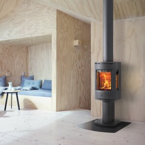 Kaminofen J&oslash;tul F 137 Gusseisen mit Seitenscheiben 4,7 kW